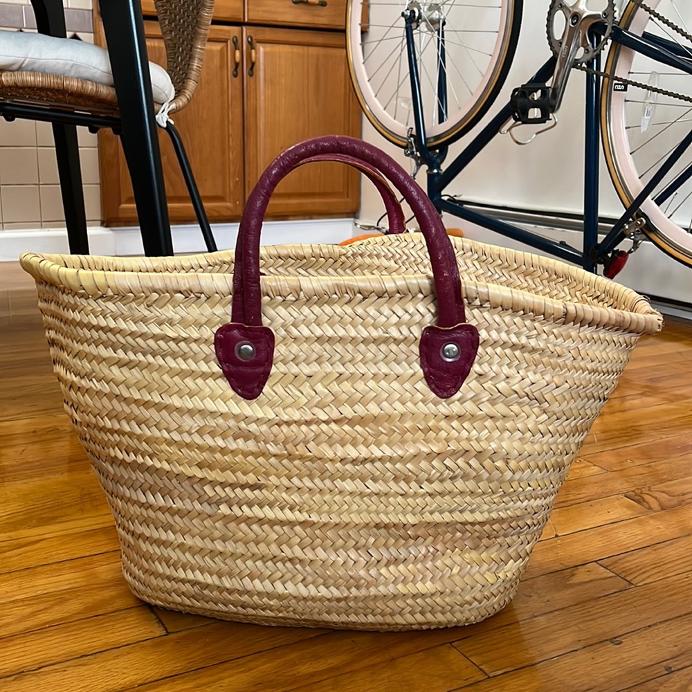 100% Straw Bag with Leather Handles